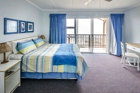 Deluxe Self Catering unit at Haga Haga Hotel Conference and Self Catering -5