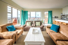 Deluxe Self Catering unit at Haga Haga Hotel Conference and Self Catering -12